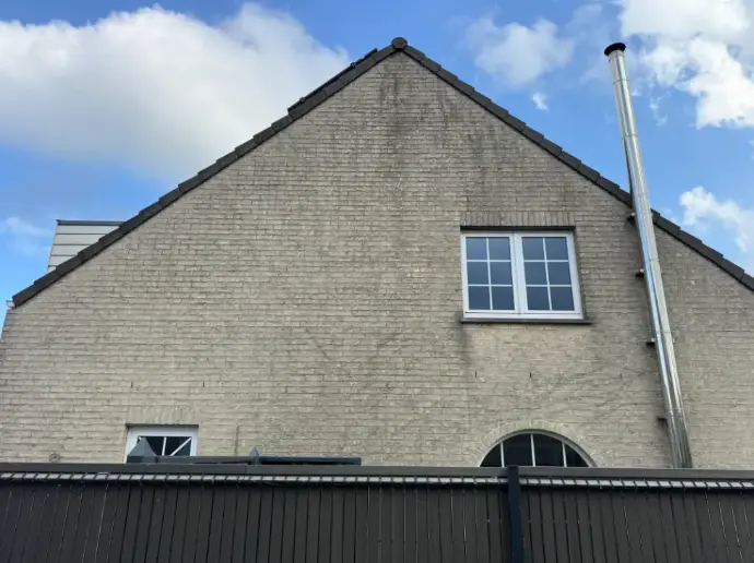 Detail voor gevelreiniging Oostakker